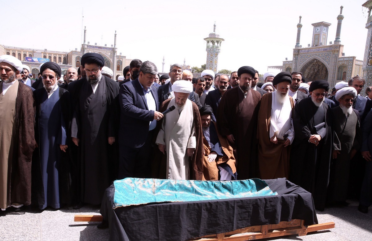 تصاویر تشییع پیکر مرحومه معصومه حائری همسر مصطفی خمینی