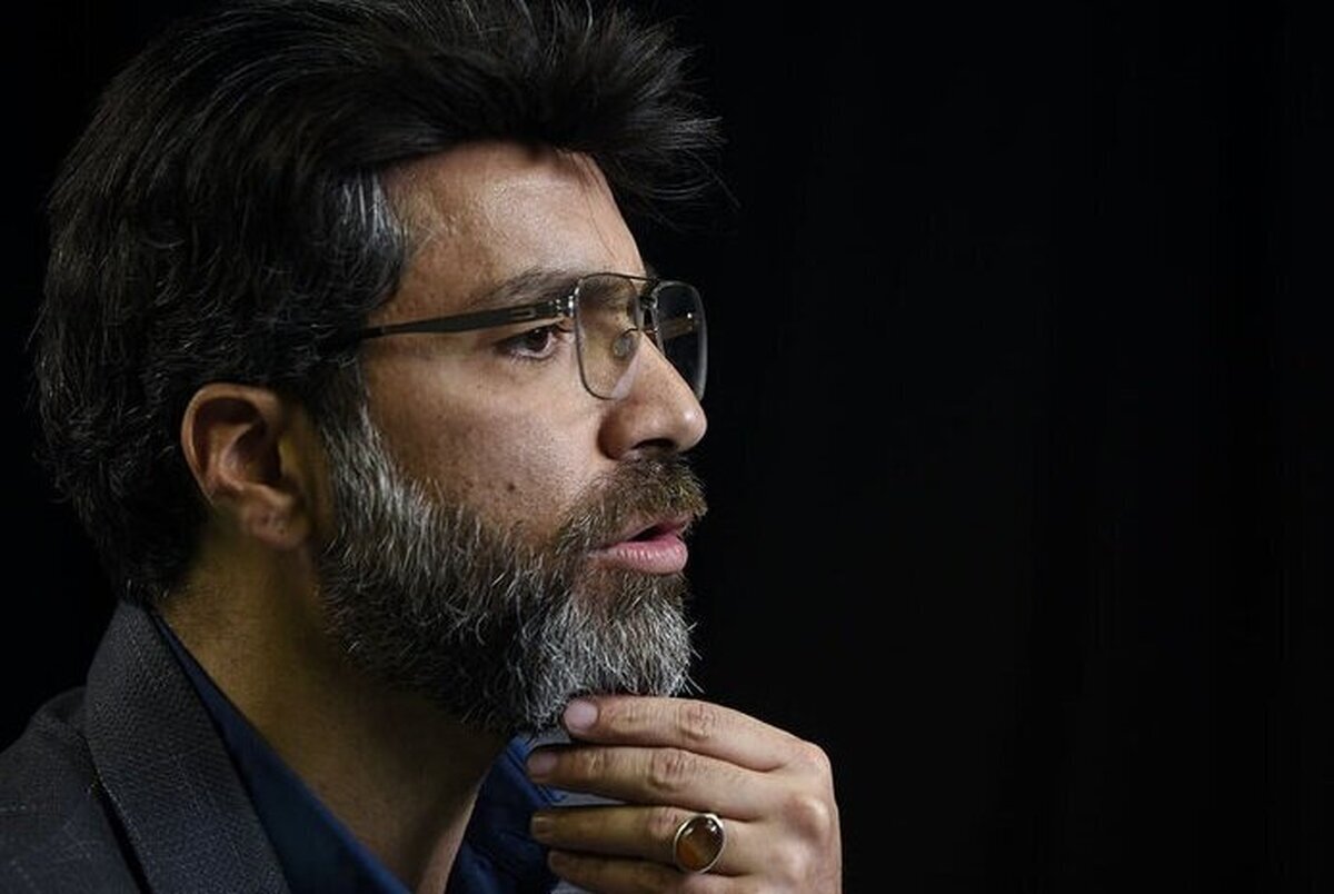 گریه و بغض خبرنگار صداوسیما روی آنتن زنده