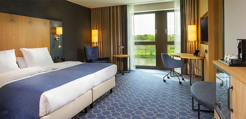 ۰ تا ۱۰۰ خدمات سفر با سفرمارکت