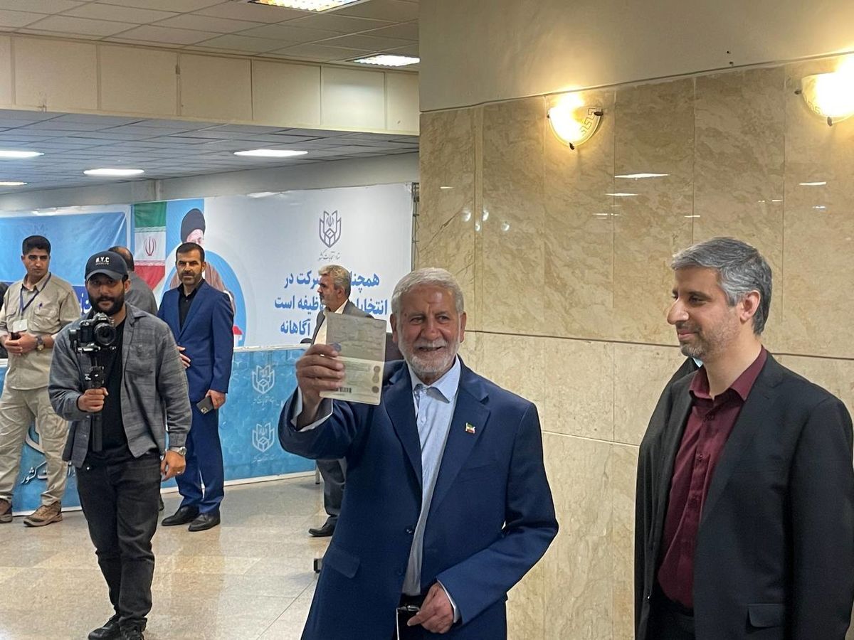 کاندیدای ریاست جمهوری ۱۴۰۳: مدرکم را از دانشگاه آکسفورد گرفتم | وعده دادن آسان است، اما عمل کردن دشوار است