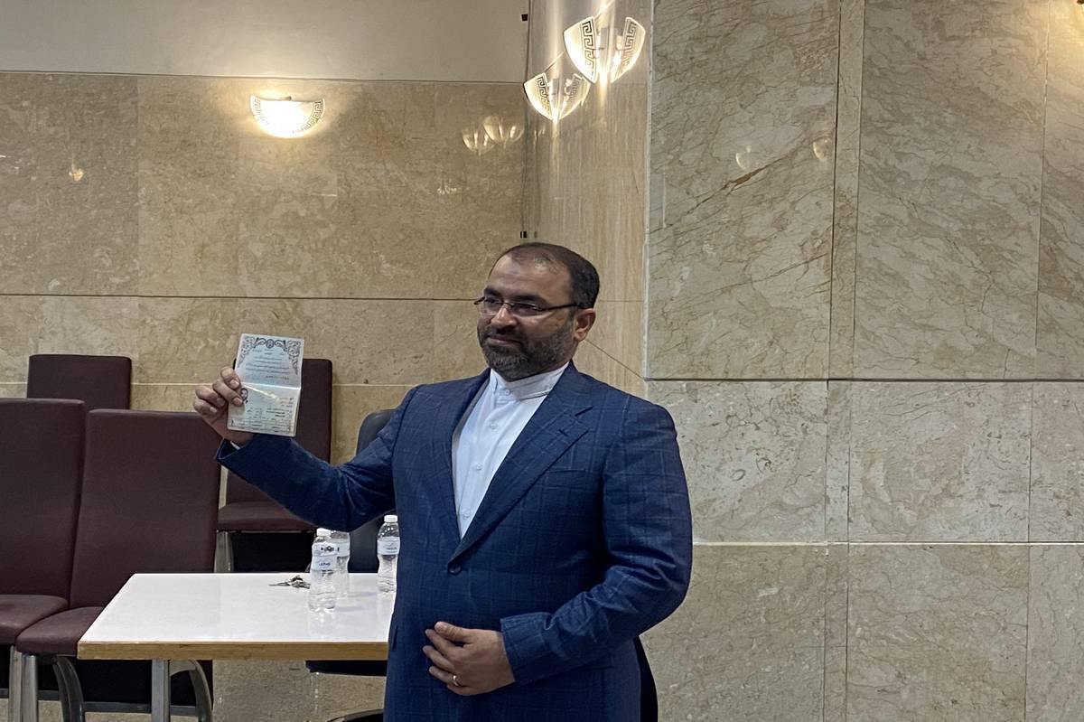 ثبت نام مجتبی محفوظی در انتخابات ریاست جمهوری ثبت نام مجتبی محفوظی در انتخابات ریاست جمهوری