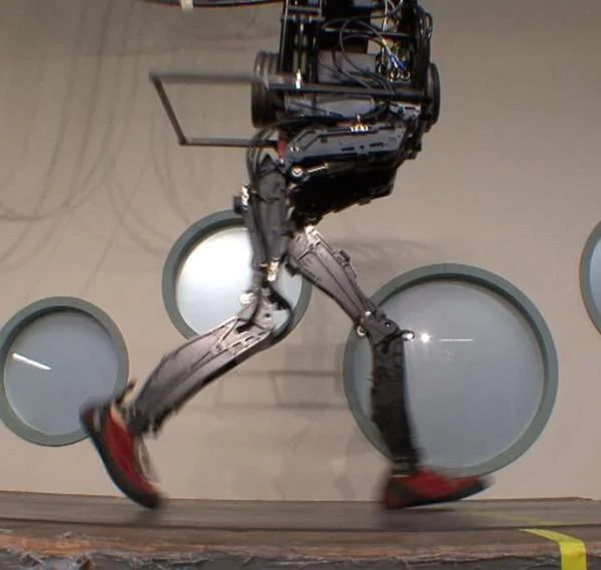 پتمن؛ ربات انسان نمای نظامی آمریکا پتمن؛ ربات انسان نمای نظامی آمریکا