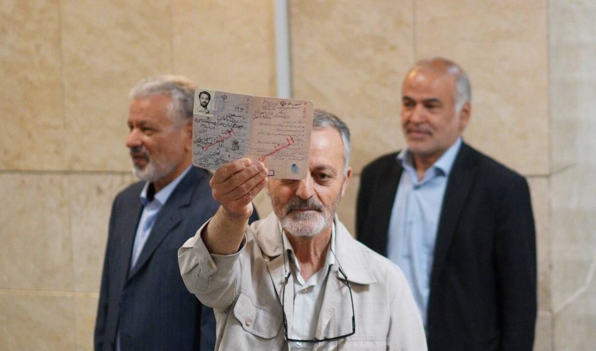 مسعود زریبافان کیست؟