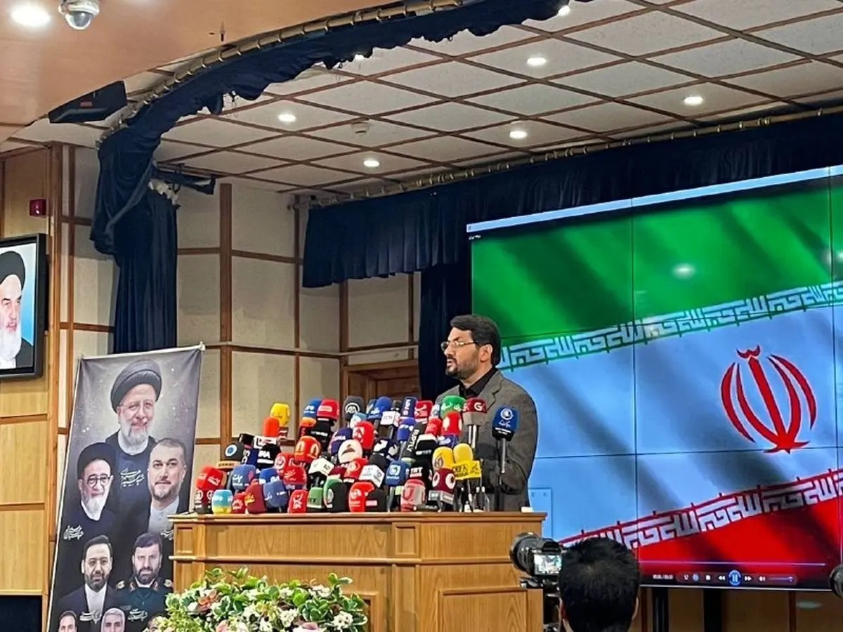 مهرداد بذرپاش: کشورداری با بگومگو‌های ملال آور راه به جایی نمی‌برد