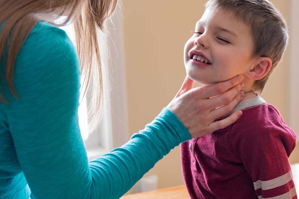 کم کاری تیروئید چگونه بر سلامت روان شما تأثیر میگذارد؟ کم کاری تیروئید چگونه بر سلامت روان شما تأثیر میگذارد؟