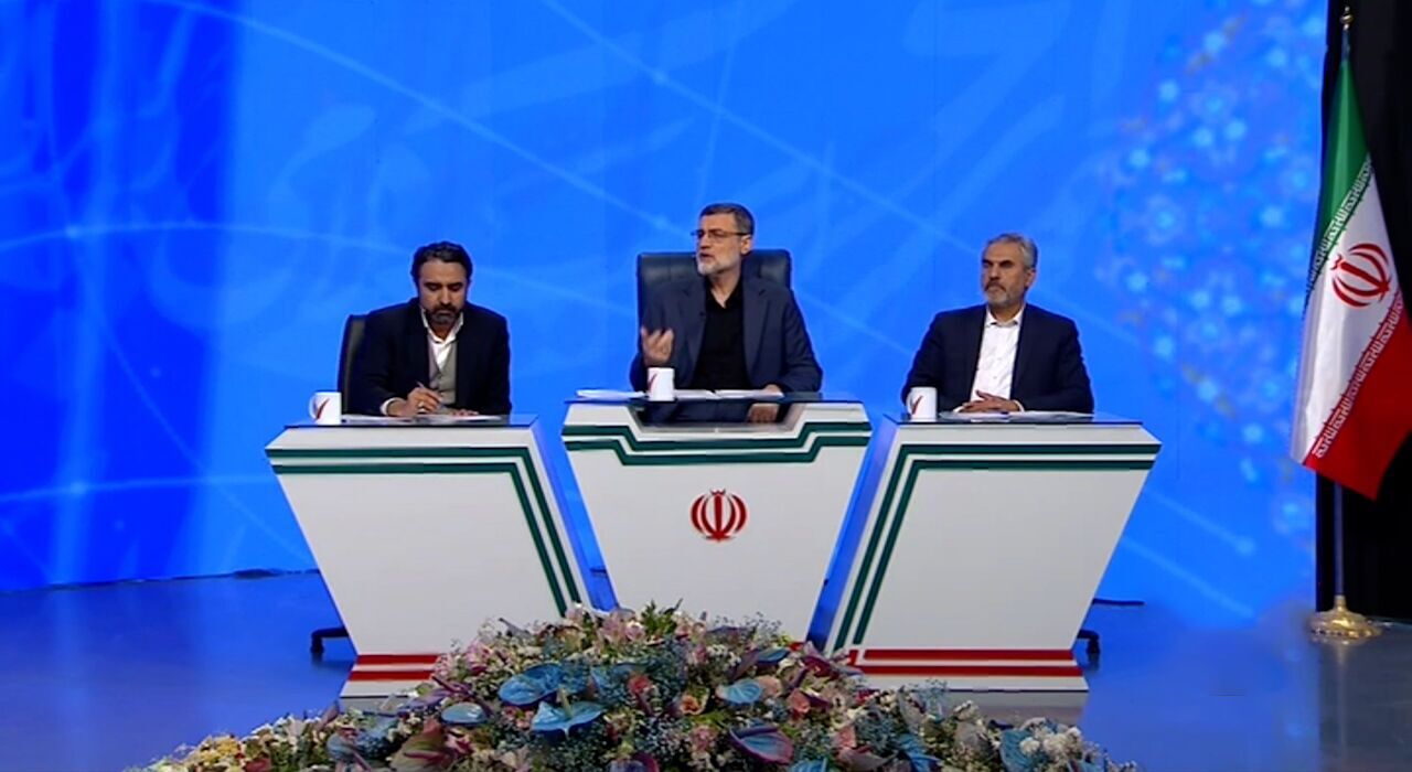 اعتراف قاضی زاده هاشمی: در این دو سال، فقط ۲۱۰ تحریم نفتی اضافه شده