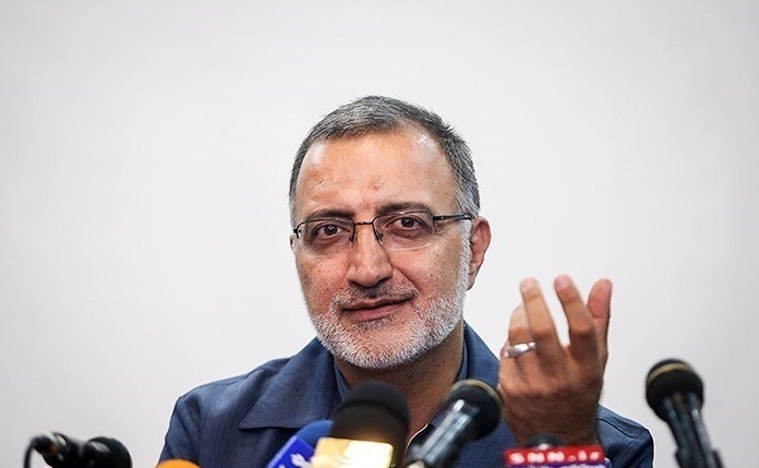 ببینید| لبخند‌های عجیب زاکانی در واکنش به افشای اقدام غیرقانونی‌اش در شهرداری تهران