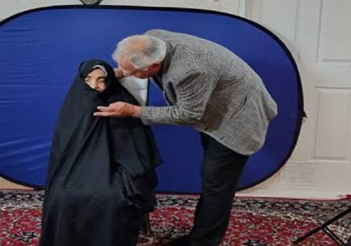 سکوت مادر شهید سکوت مادر شهید