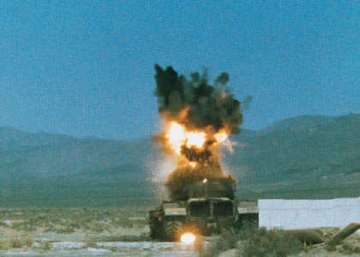 سیستم موشکی ضد تانک پریدیتور