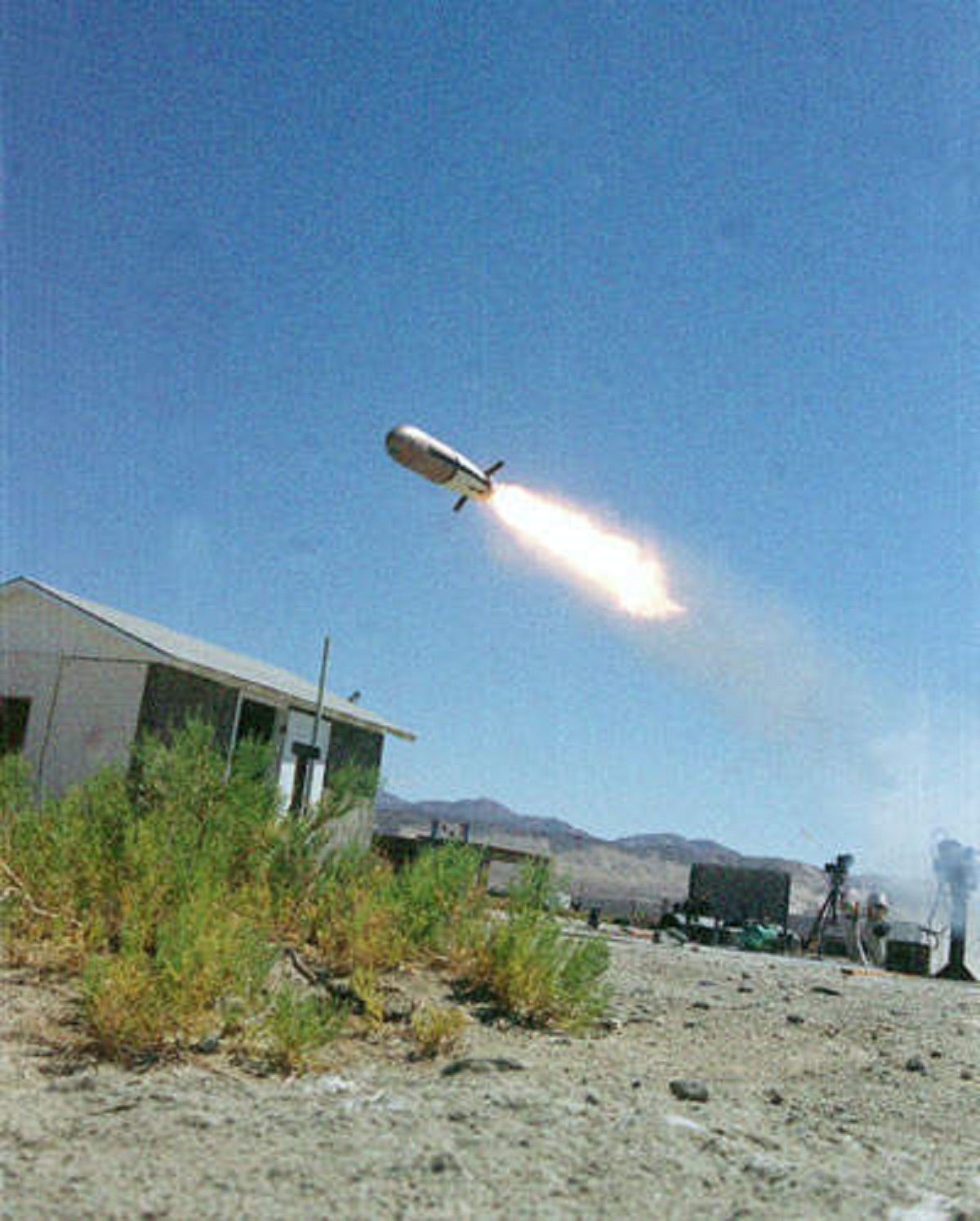 سیستم موشکی ضد تانک پریدیتور