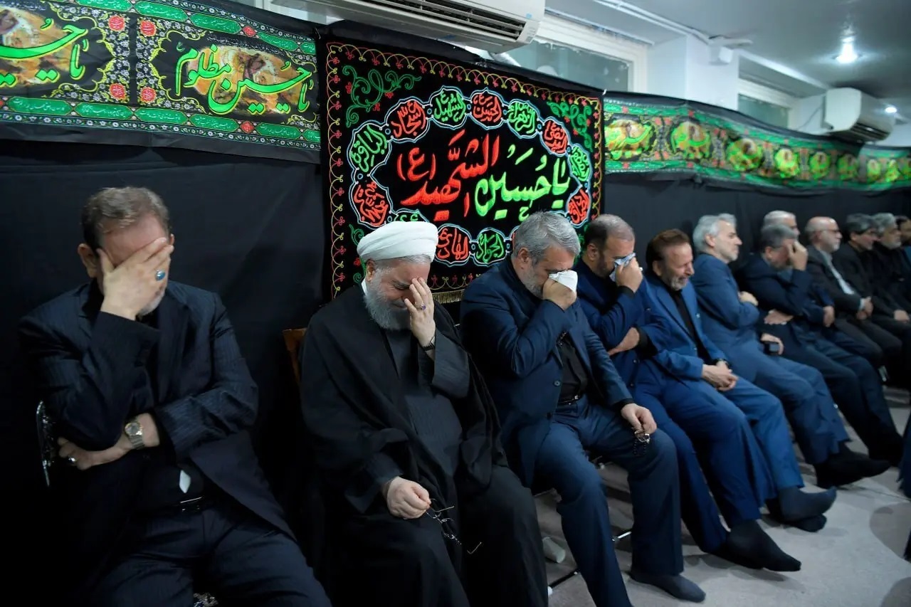 حسن روحانی در عزاداری محرم حسن روحانی در عزاداری محرم