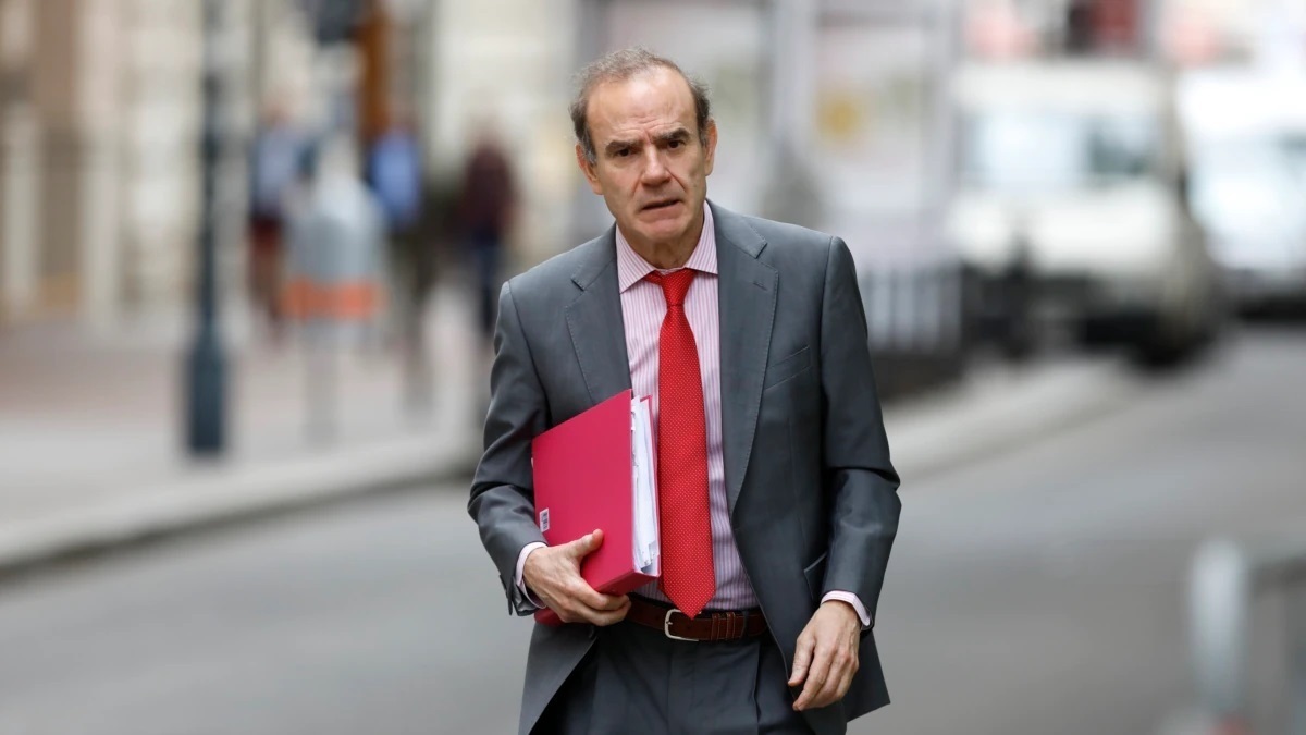 نماینده اروپا در تحلیف پزشکیان کیست؟ بورل یا مورا؟