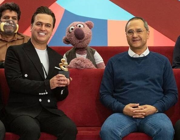 حامد آهنگی کیست؟ حامد آهنگی کیست؟