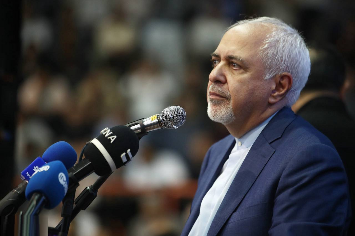 ببییند| ظریف رأی خود را به صندوق انداخت