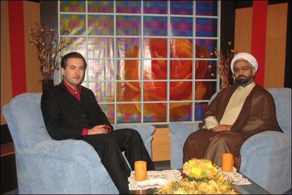 شاهین آرپناهی کیست؟ شاهین آرپناهی کیست؟