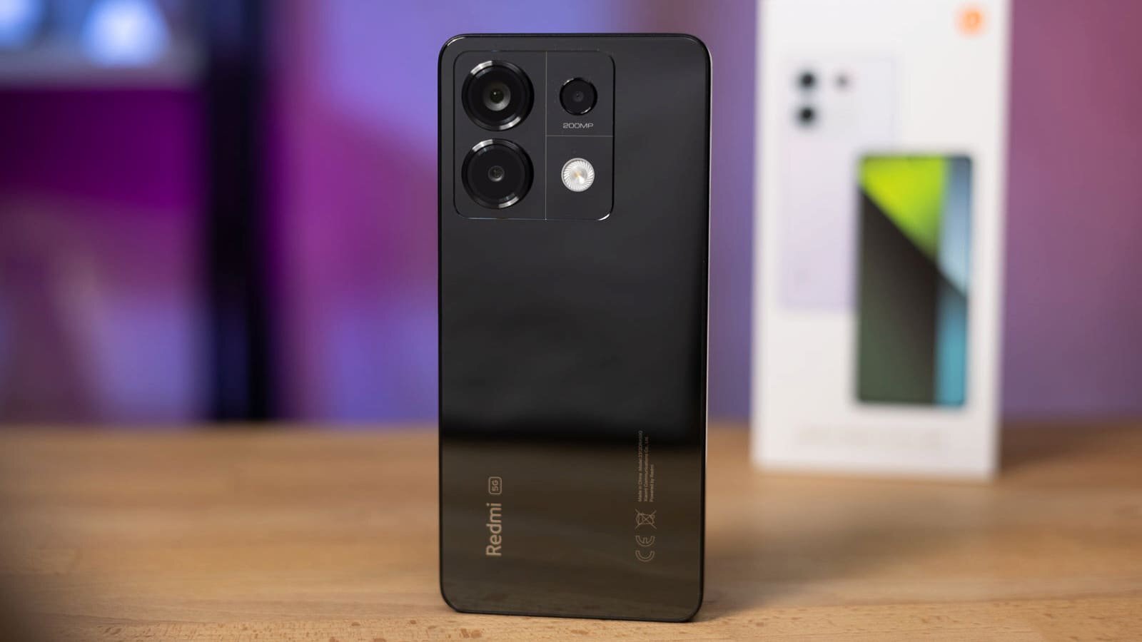 قیمت گوشی موبایل در بازار افزایش یافت! قیمت گوشی موبایل در بازار افزایش یافت!