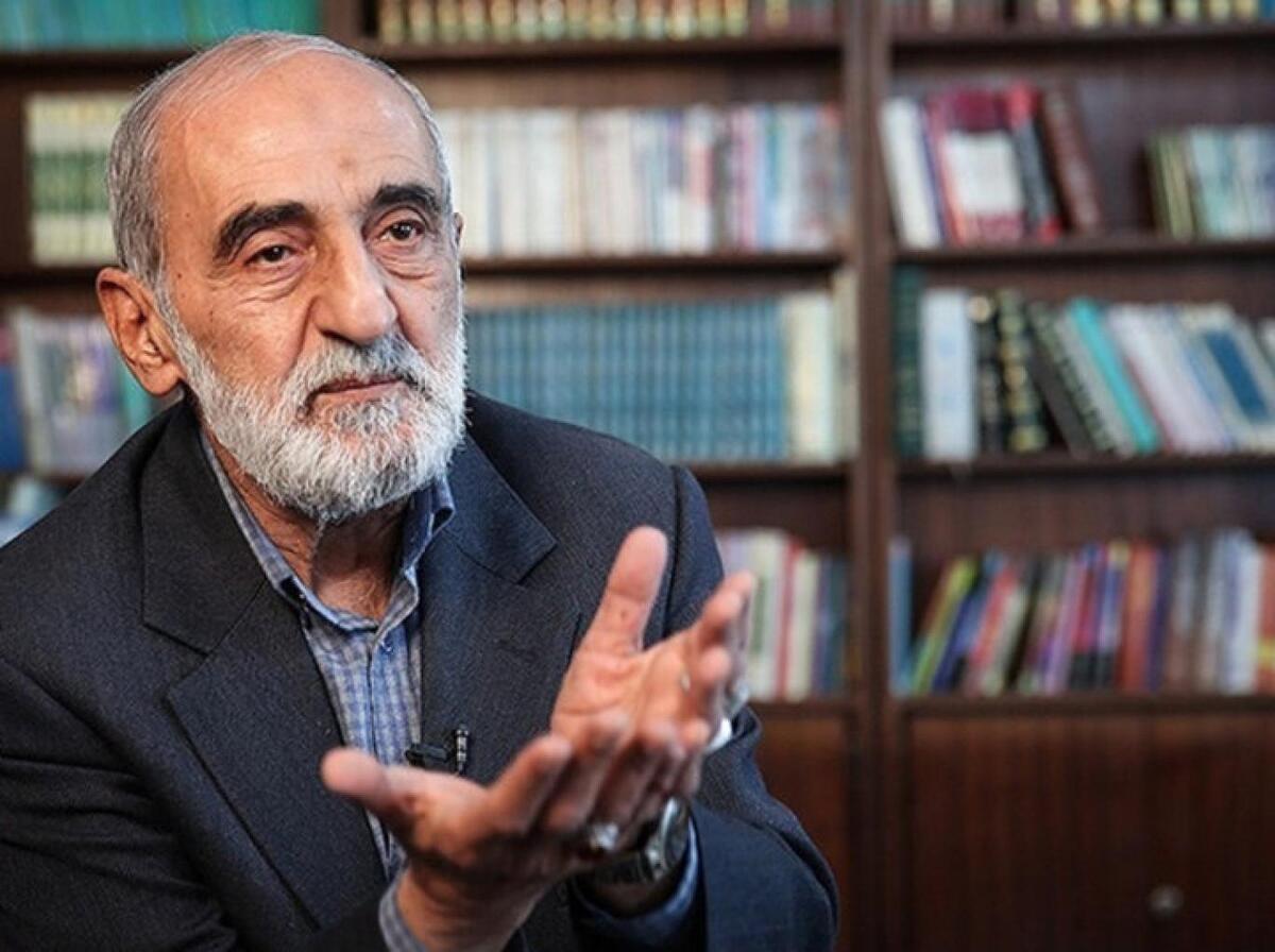 ادعای عجیب شریعتمداری: پزشکیان از سوابق کسانی که در دولت منصوب کرده اطلاع ندارد! ادعای عجیب شریعتمداری: پزشکیان از سوابق کسانی که در دولت منصوب کرده اطلاع ندارد!