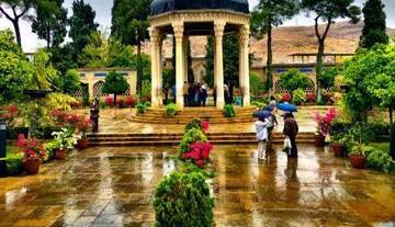 چرا عمانیها در شیراز ملک میخرند؟ چرا عمانیها در شیراز ملک میخرند؟