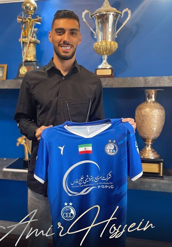 استقلال یک دروازهبان جدید خرید+ عکس استقلال یک دروازهبان جدید خرید+ عکس