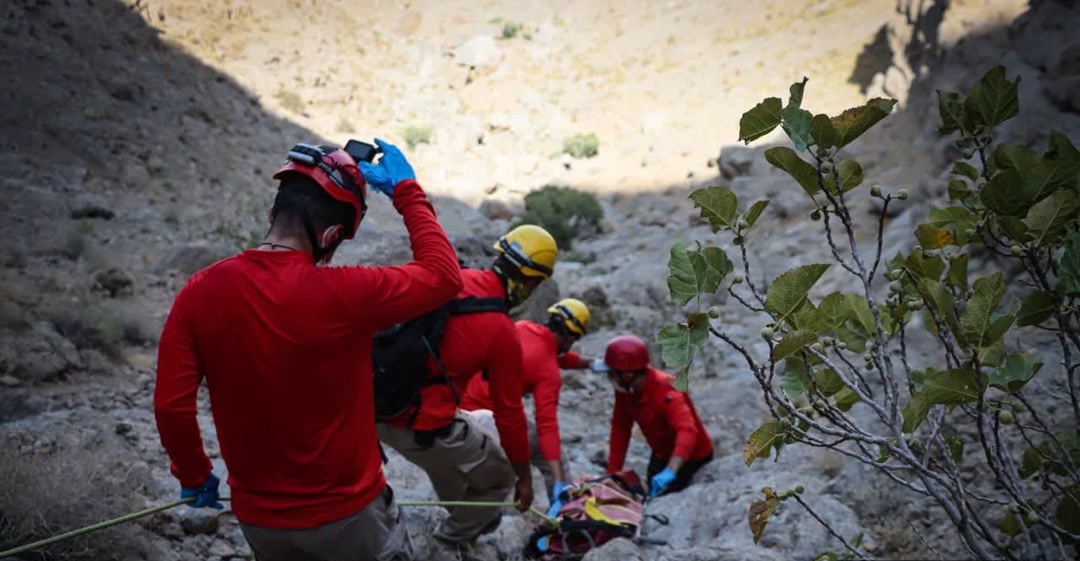 کشف جسد یک زن در ارتفاعات کوه صفه+ جزئیات کشف جسد یک زن در ارتفاعات کوه صفه+ جزئیات