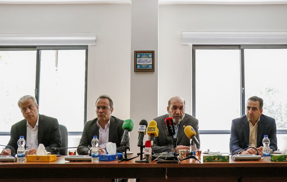 خروجی منفی قانون تسهیل، در آینده خود را نشان خواهد داد | جذب بالای کارآموز وکالت، کیفیت آموزش را کاهش میدهد خروجی منفی قانون تسهیل، در آینده خود را نشان خواهد داد | جذب بالای کارآموز وکالت، کیفیت آموزش را کاهش میدهد