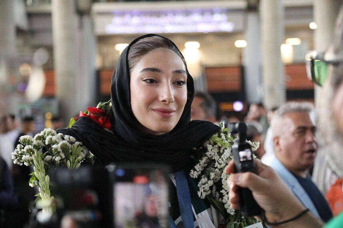 روزنامه اصلاحطلب خطاب به منتقدان مبینا نعمتزاده:ای جامعه موریانه خورده! روزنامه اصلاحطلب خطاب به منتقدان مبینا نعمتزاده:ای جامعه موریانه خورده!