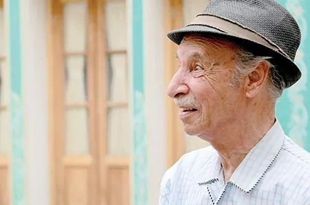 صحنهای از بازی مرحوم حریرچیان در سریال پژمان صحنهای از بازی مرحوم حریرچیان در سریال پژمان