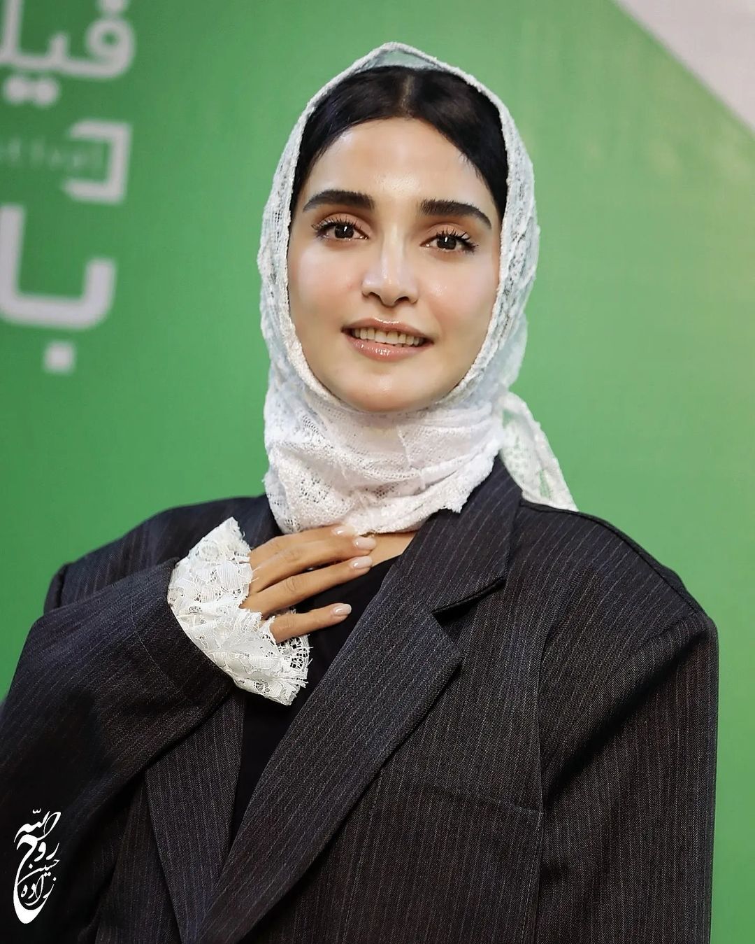 استایل جذاب و متفاوت الهه حصاری غوغا کرد+ تصاویر استایل جذاب و متفاوت الهه حصاری غوغا کرد+ تصاویر