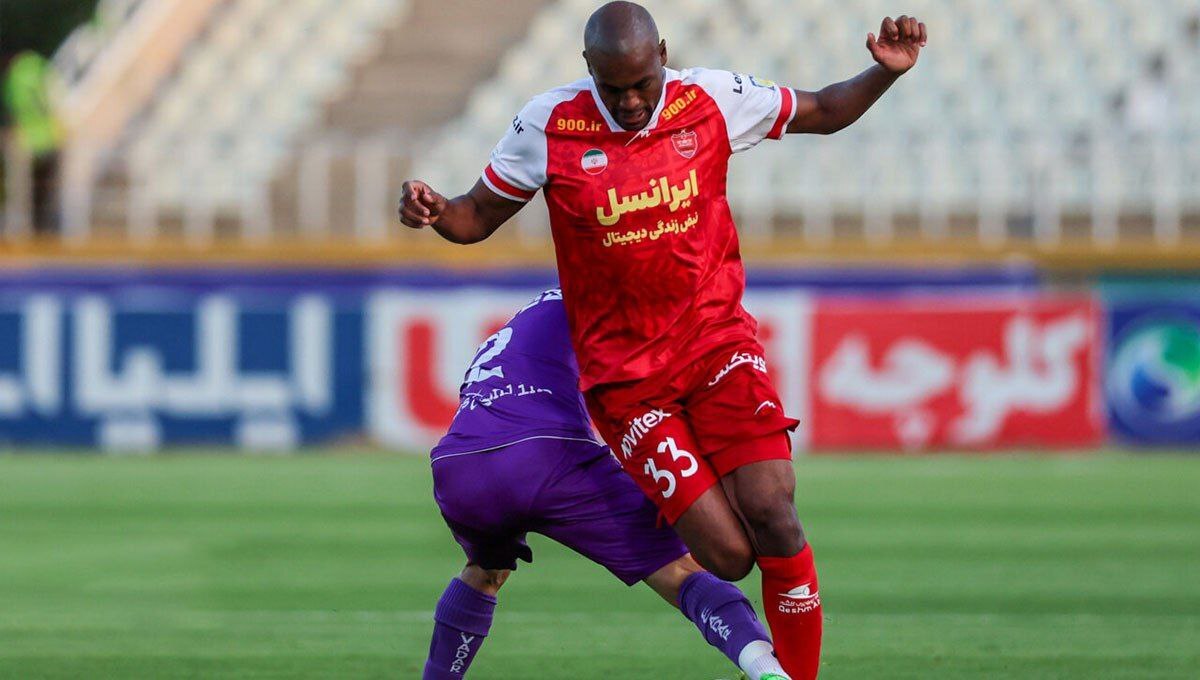 سود ۷۰ میلیاردی جدای عبدالکریم حسن برای پرسپولیس! سود ۷۰ میلیاردی جدای عبدالکریم حسن برای پرسپولیس!