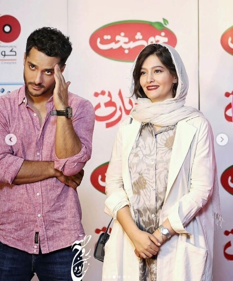 شوخی و خنده هنرپیشههای پول و پارتی در اکران مردمی + عکسها شوخی و خنده هنرپیشههای پول و پارتی در اکران مردمی + عکسها