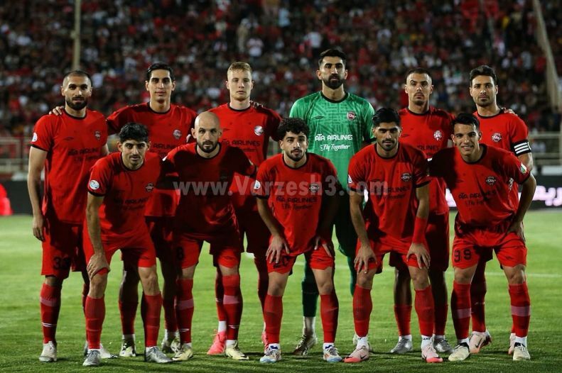 گزارش زنده: تراکتور ۰ - پرسپولیس ۰ گزارش زنده: تراکتور ۰ - پرسپولیس ۰