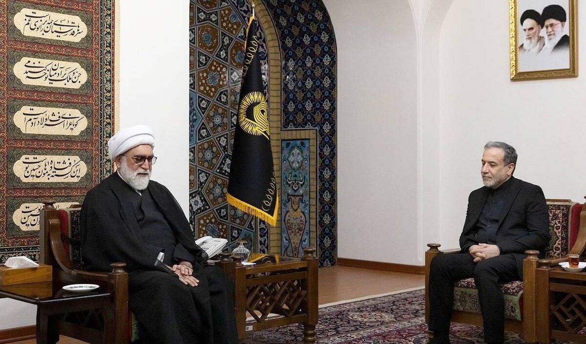 دیدار وزیرخارجه با تولیت آستان قدس رضوی دیدار وزیرخارجه با تولیت آستان قدس رضوی