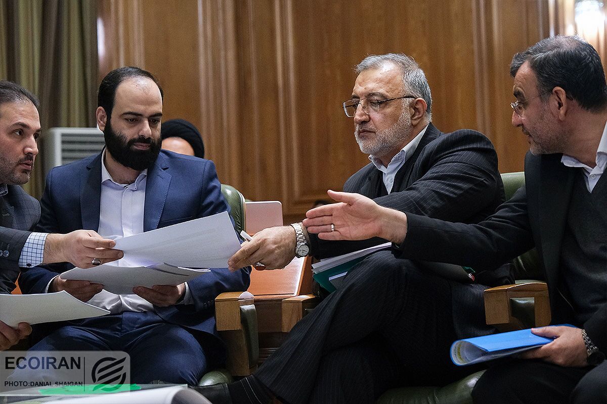 کارت زرد به زاکانی | خواسته شورا چیست؟ کارت زرد به زاکانی | خواسته شورا چیست؟