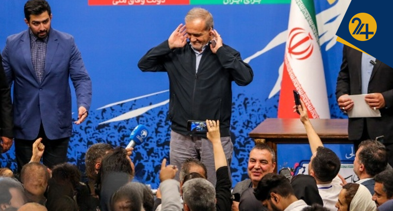 چرا نشست خبری رئیس جمهور برای رسانه های خارجی عجیب بود؟ چرا نشست خبری رئیس جمهور برای رسانه های خارجی عجیب بود؟