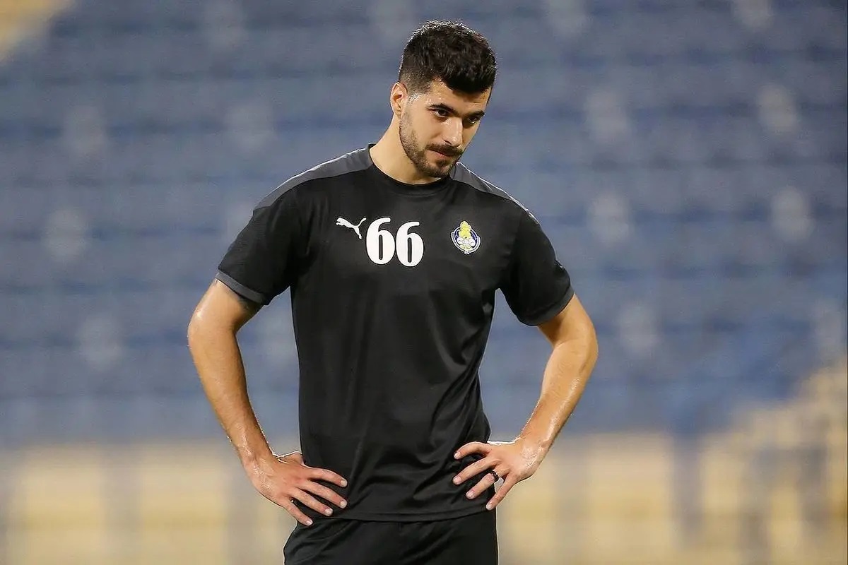 اقدام نقل و انتقالاتی الاهلی برای سعید عزتاللهی اقدام نقل و انتقالاتی الاهلی برای سعید عزتاللهی