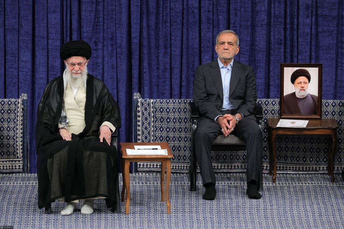 روایت «فرهیختگان» از یک تیر و سه نشان رهبری روایت «فرهیختگان» از یک تیر و سه نشان رهبری