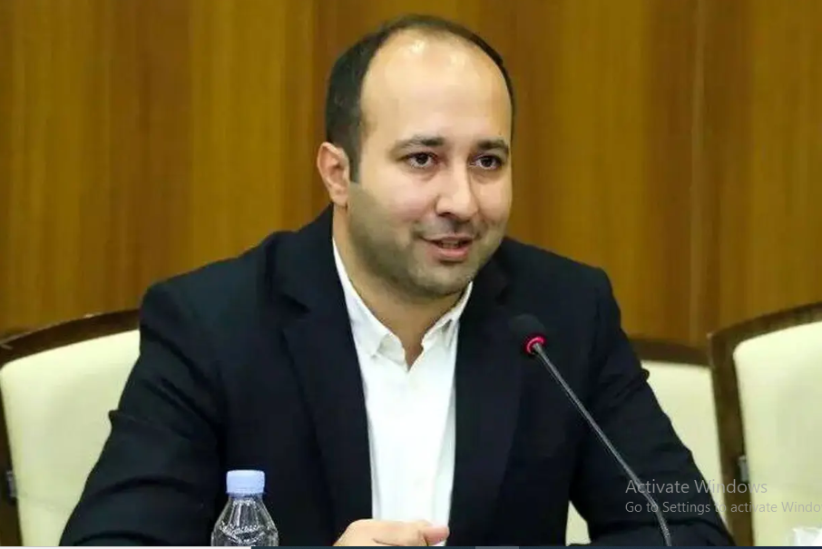 حمید خواجهنژاد مشاور اسکندر مومنی شد حمید خواجهنژاد مشاور اسکندر مومنی شد