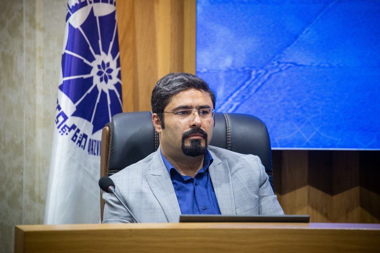 فشارهای عجیب نماینده مجلس به رئیس علومپزشکی قزوین برای تمرد از فرمان وزیر / دانشگاه علوم پزشکی قزوین از چه کسی دستور می گیرد؟! فشارهای عجیب نماینده مجلس به رئیس علومپزشکی قزوین برای تمرد از فرمان وزیر / دانشگاه علوم پزشکی قزوین از چه کسی دستور می گیرد؟!