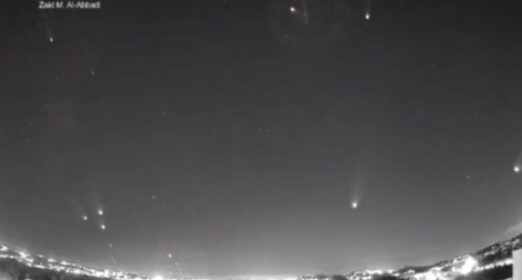 ببینید| اثر هنری عکاس اردنی از شب حمله موشکی ببینید| اثر هنری عکاس اردنی از شب حمله موشکی