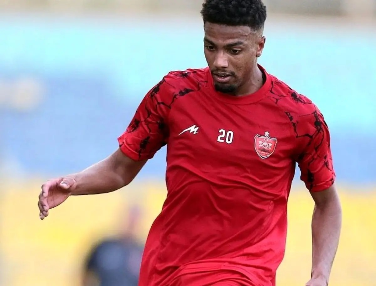 اتفاق جالب برای ستاره مراکشی پرسپولیس در ایران اتفاق جالب برای ستاره مراکشی پرسپولیس در ایران