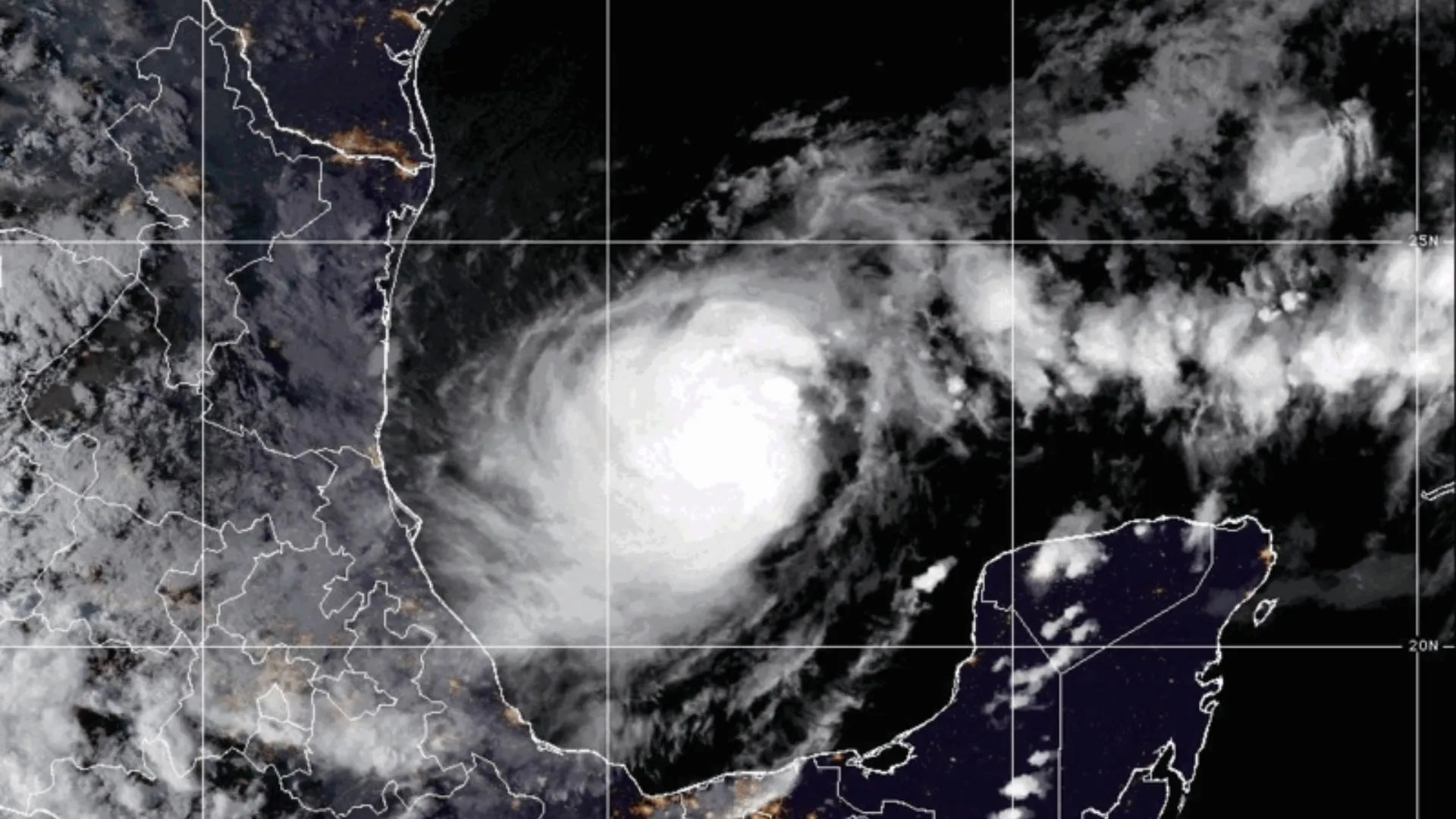 ببینید| فرار ساکنان فلوریدا با نزدیک شدن طوفان میلتون ببینید| فرار ساکنان فلوریدا با نزدیک شدن طوفان میلتون