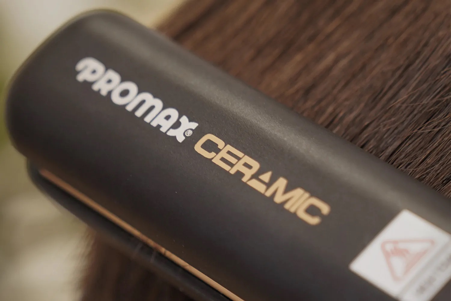 راهنمای خرید بهترین اتوی مو؛ برندها و تکنولوژیهای برتر را بشناسید راهنمای خرید بهترین اتوی مو؛ برندها و تکنولوژیهای برتر را بشناسید