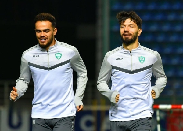 عکس| ستارههای خارجی استقلال و پرسپولیس در کنار هم عکس| ستارههای خارجی استقلال و پرسپولیس در کنار هم