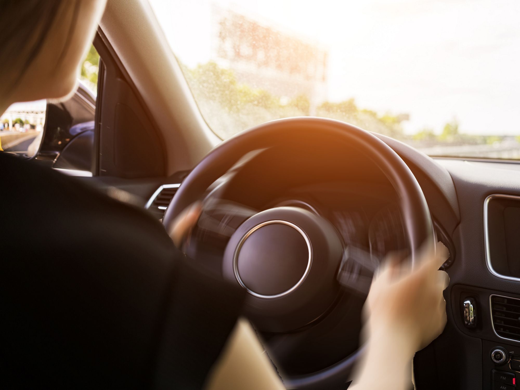 پنج دلیل اصلی لرزش خودرو در بزرگراه را بشناسید پنج دلیل اصلی لرزش خودرو در بزرگراه را بشناسید