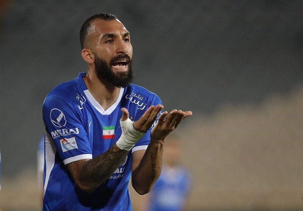 حمله چشمی به برخی بازیکنان بعد از شکست تلخ حمله چشمی به برخی بازیکنان بعد از شکست تلخ