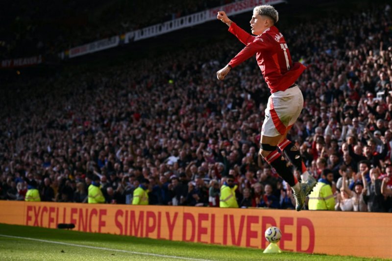 منچستریونایتد - برنتفورد/ شیاطین سرخ عقب افتادند، اما بردند