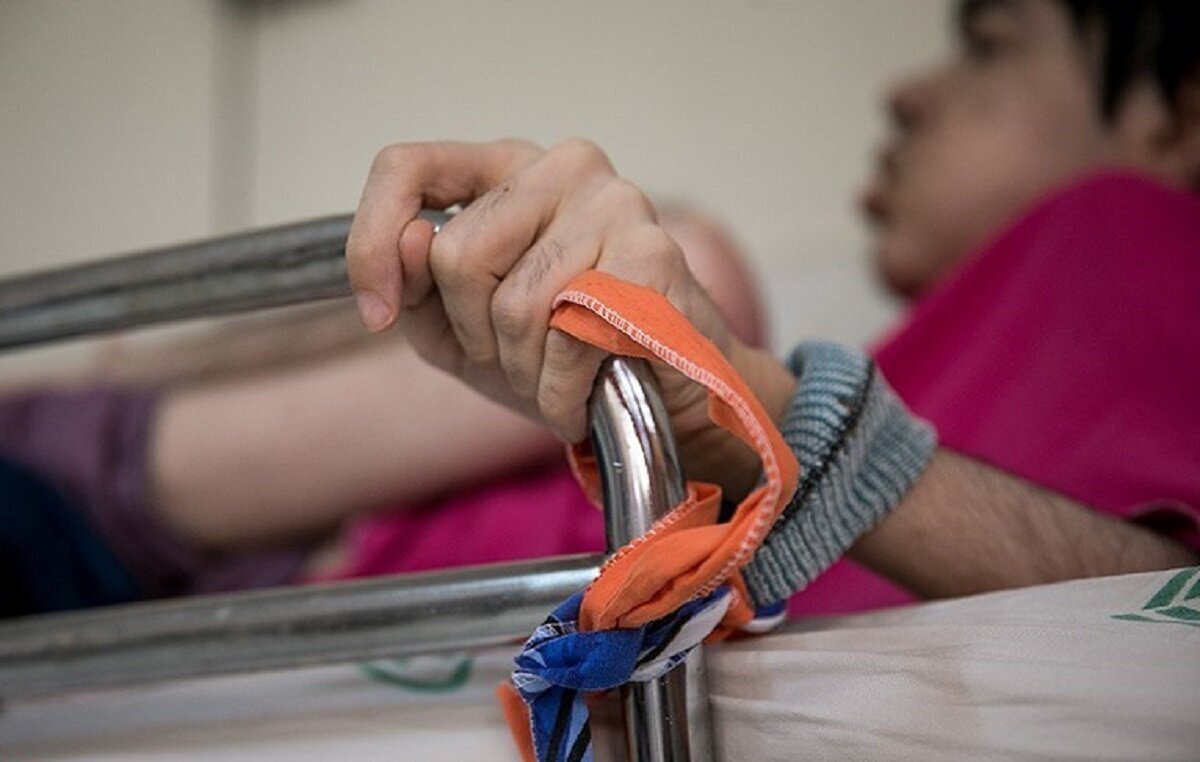 روایت هولناک از ۱۷ سال نگهداری یک دختر سالم، در میان معلولان ذهنی بهزیستی!