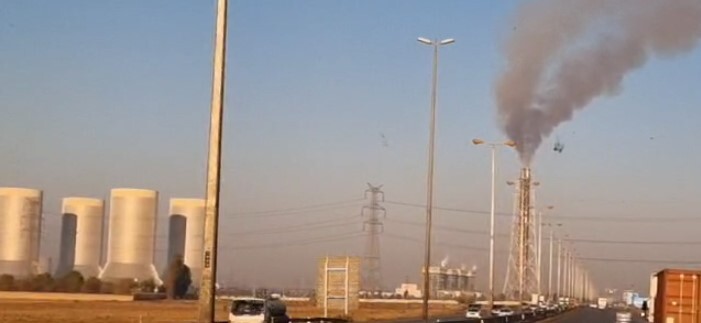 ببینید| مازوت سوزی متوقف نشد؟ | دود غلیظ نیروگاه شهید رجایی قزوین ببینید| مازوت سوزی متوقف نشد؟ | دود غلیظ نیروگاه شهید رجایی قزوین