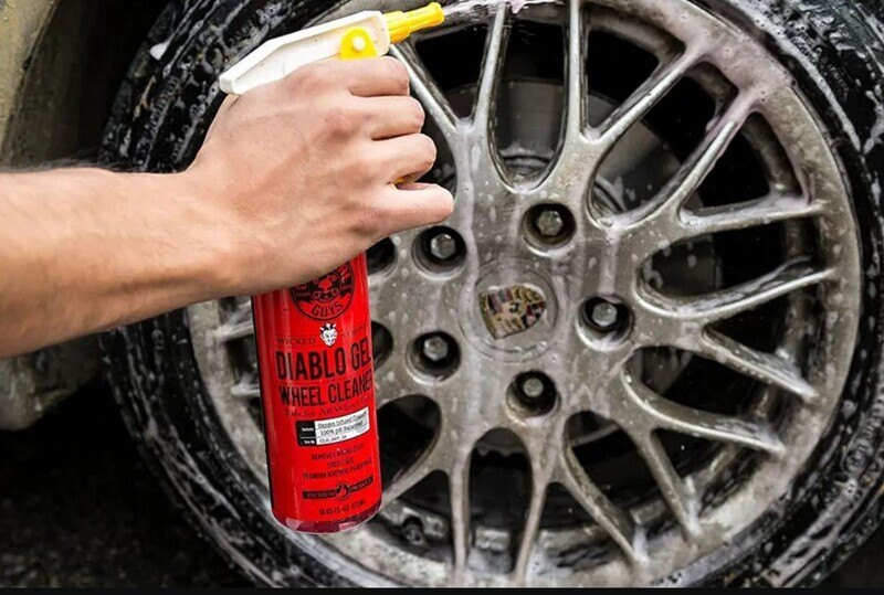 چگونه رینگ اسپرت خودرو را تمیز کنیم؟ چگونه رینگ اسپرت خودرو را تمیز کنیم؟