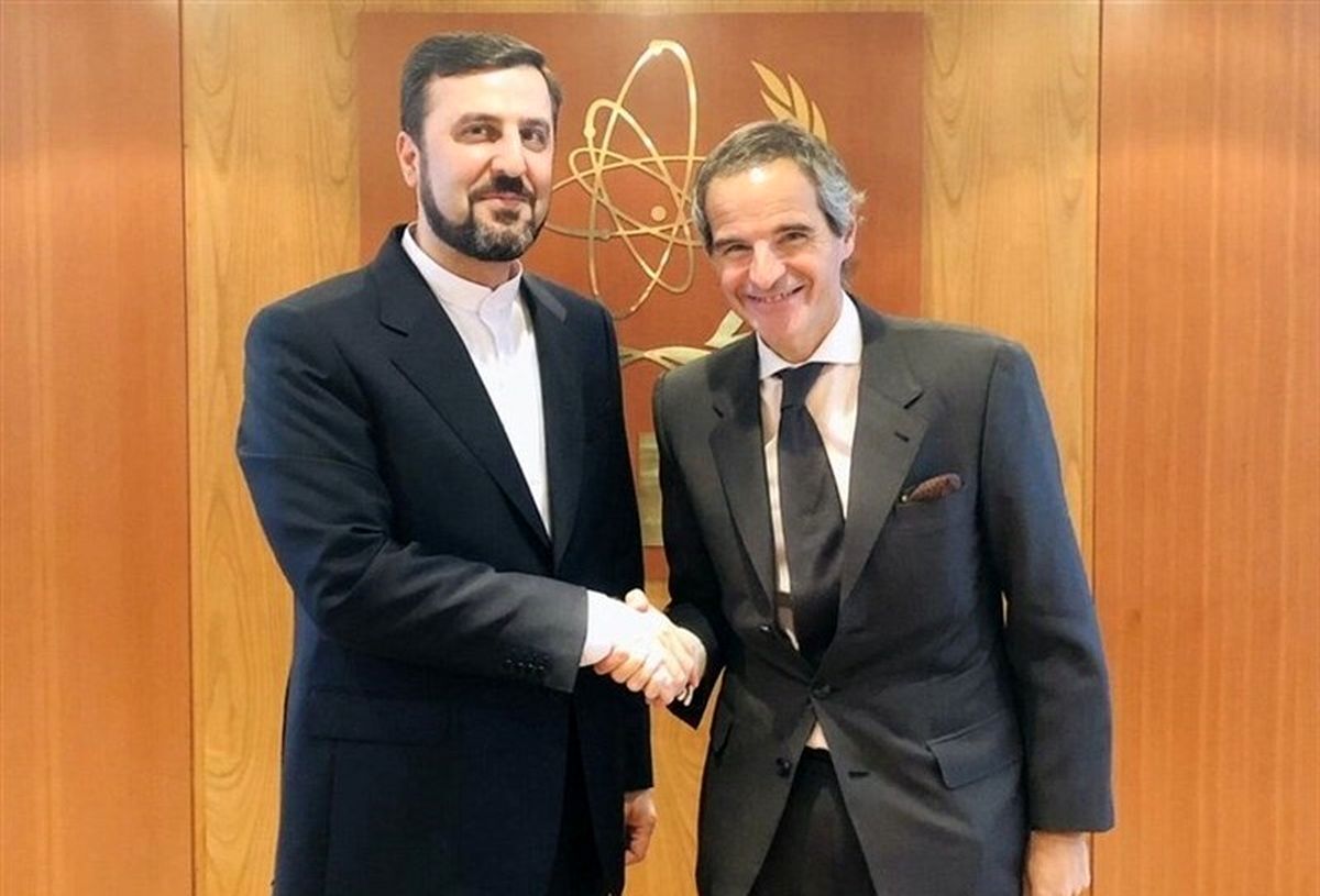 توئیت معنادار غریبآبادی در آستانه سفر گروسی به تهران توئیت معنادار غریبآبادی در آستانه سفر گروسی به تهران